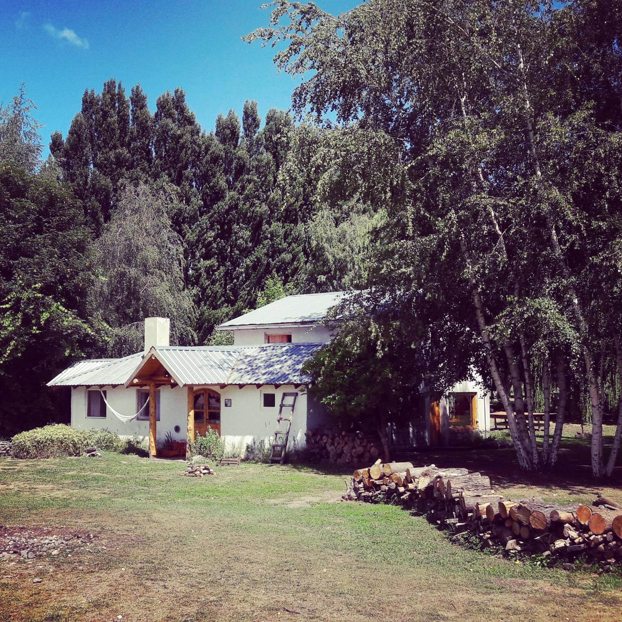 Hostel Lc Hoyo de Epuyén Exterior foto