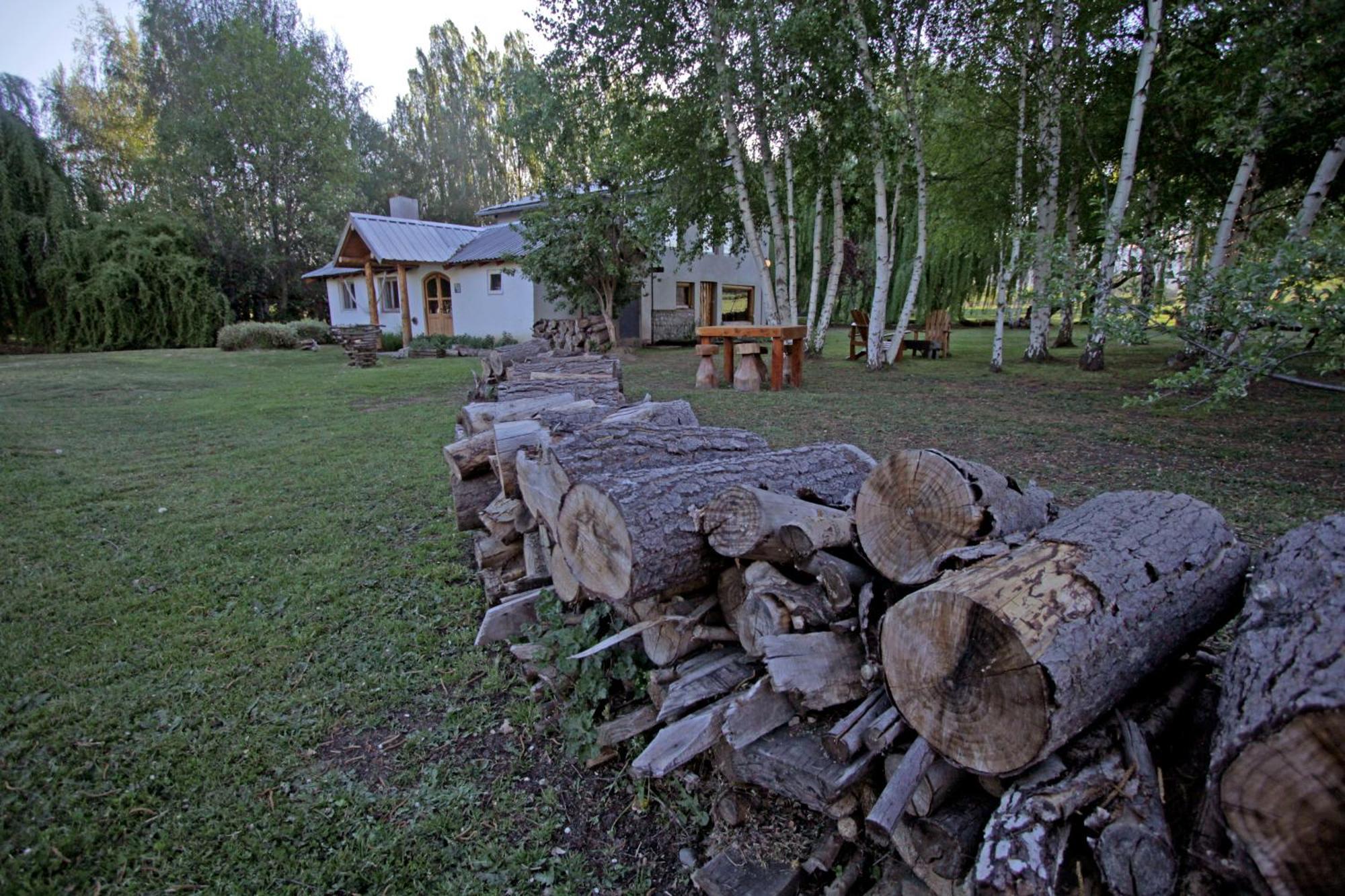 Hostel Lc Hoyo de Epuyén Exterior foto